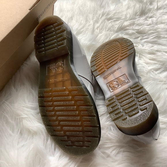 DR MARTENS 8065 Zinc Grey Patent Mary Janes NEW - Picture 4 of 5